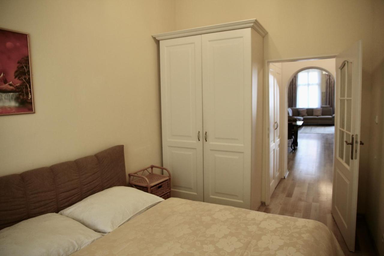 Apartman Sylva na Staré Louce Karlovy Vary Esterno foto